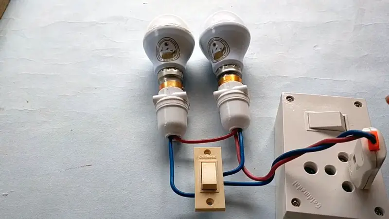 Two Lights One Switch Only One Works