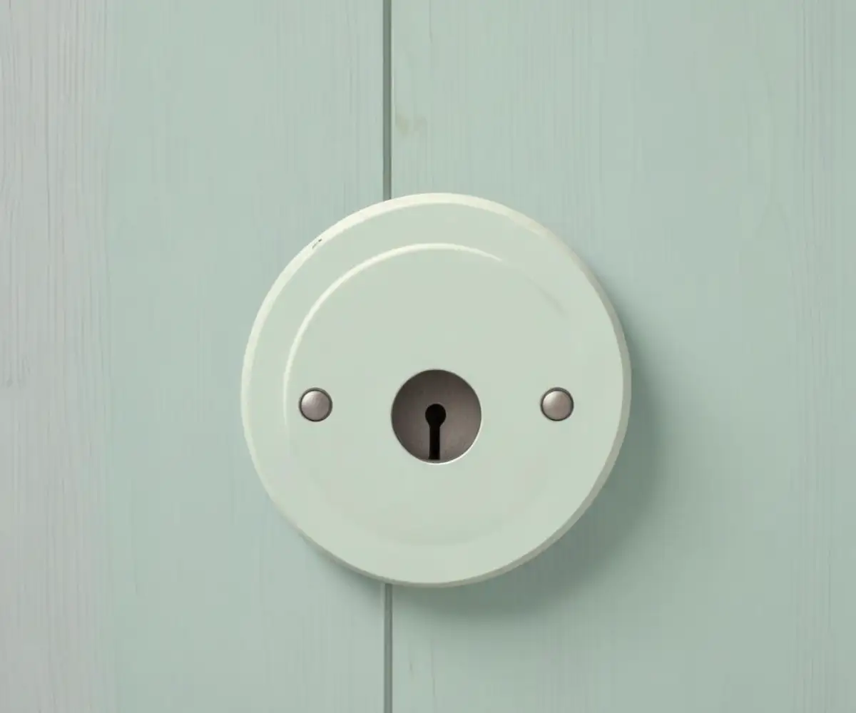 Your Door Handle Is Gone, But This Plug Fixes the Ugly Hole